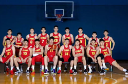 中国男篮12人名单出炉,备战世界杯，实力阵容集结待发